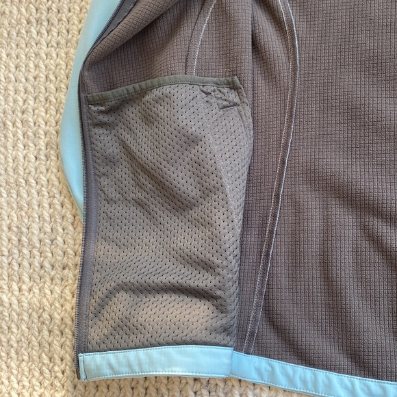 L.L. Beans color block jacket - Picture 10 of 13